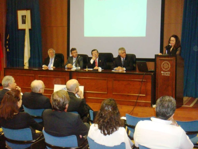 Ingreso de Encarnación Lemus López en la Academia